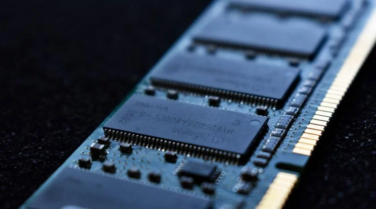 Install CPU, RAM, nVME and Cooler