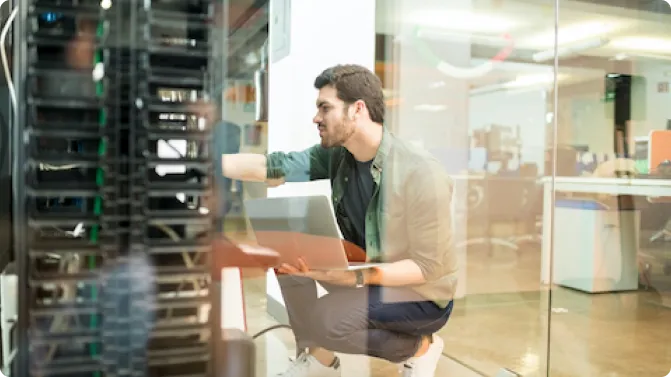 Technology issues can disrupt productivity, communication, and daily operations. Our IT support services in Calgary are designed to provide fast, practical solutions for both home users and businesses. Whether you need one-time assistance or ongoing IT support, we focus on resolving issues correctly and preventing future problems.